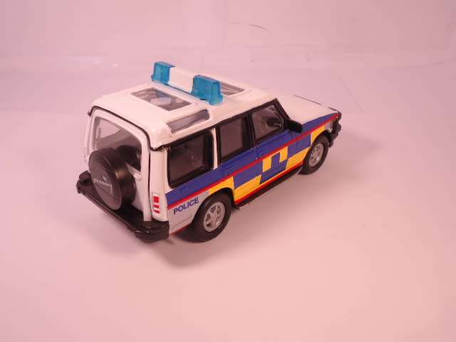 MotorMax/Toy Island - Lot of 2 Police vehicles