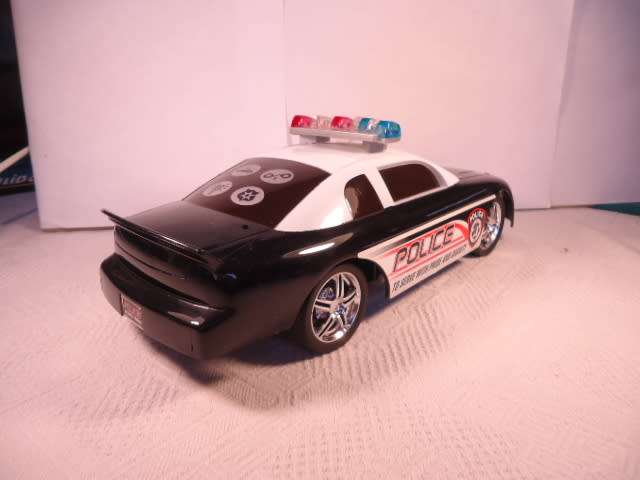 Eztec - Police Car - Battery Operated - #40380