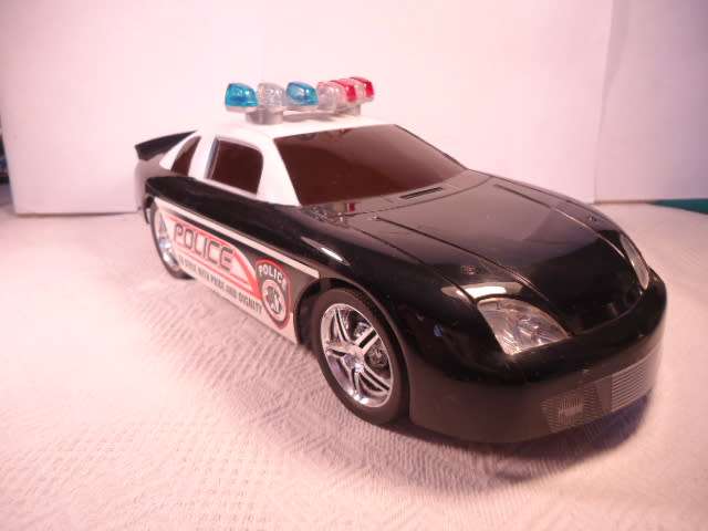 Eztec - Police Car - Battery Operated - #40380