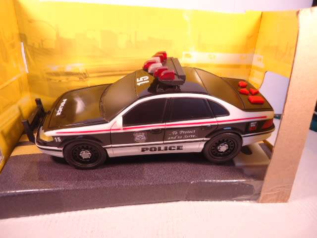 Toy State - Patrol Car - Rush & Rescue - Operational, Battery Operated - #34520