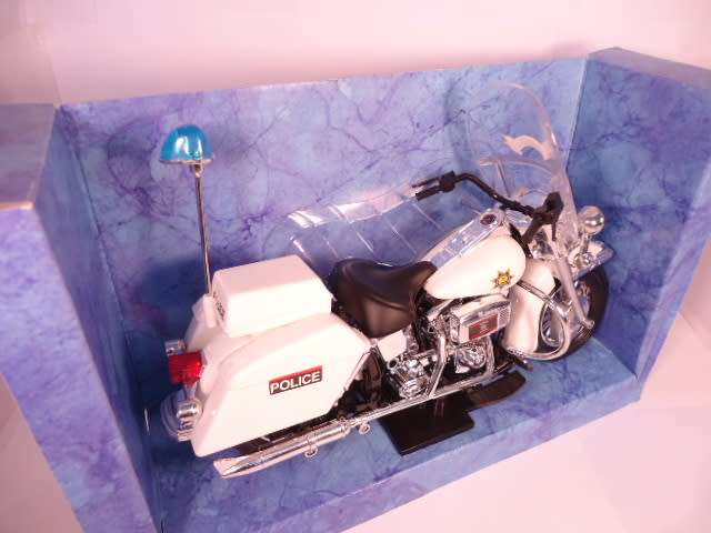 New Ray Harley Davidson Police Bike #53303