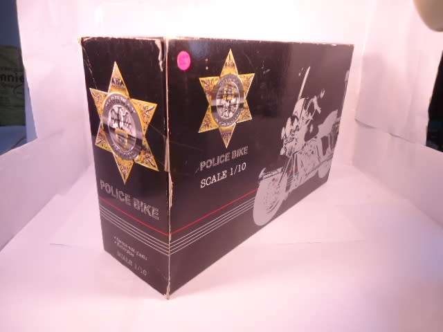 New Ray Harley Davidson Police Bike #53303