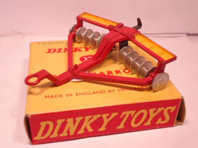 Dinky Toys - Disc Harrow- # 322