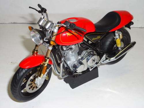 Auto Art - Norton 952 Commando - No Box