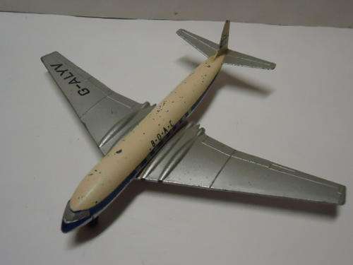 Dinky - # 702 - Comet