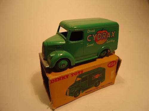 Dinky - # 454 - Trojan Van - Cydrax