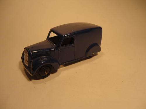 Dinky - # 28 c - Delivery Van