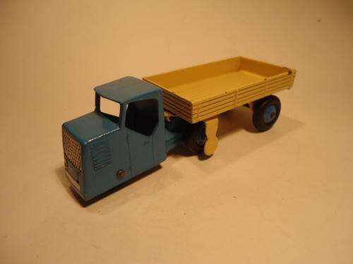 Dinky - # 33 W - Mechanical Horse and Trailer
