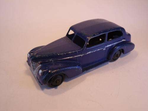 Dinky - # 39b - Oldsmobile