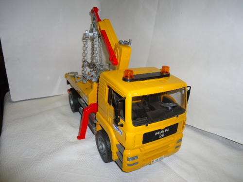 Bruder - Man TGA 41.440 Crane Truck - 1/16 Scale Plastic