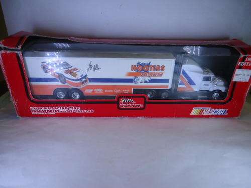 Racing Champions - Joy Allen Collection - 1994 Edition - Ford Hooters Racing - 1/43