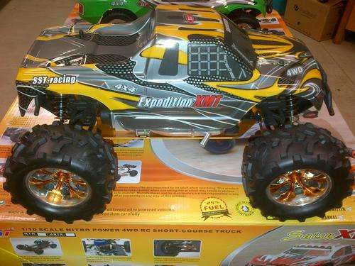 SST RACING MONSTER TRUCK - NITRO - RTR