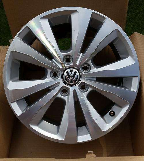 VW Golf 7 16" TSI Mag Wheels