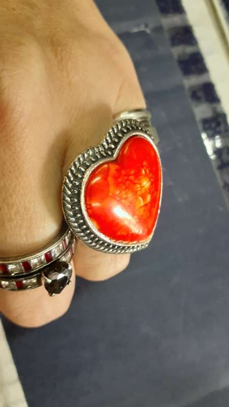 Adjustable Heart Ring - Fiery red