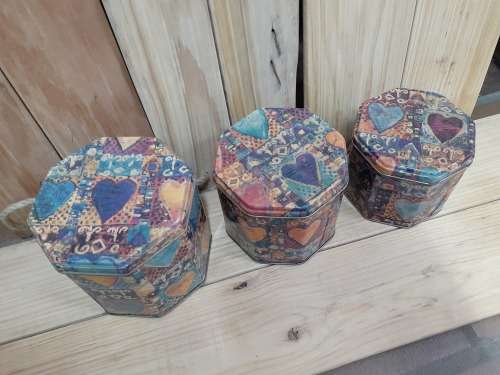 Collectible Tins - Octagonal Set of 3