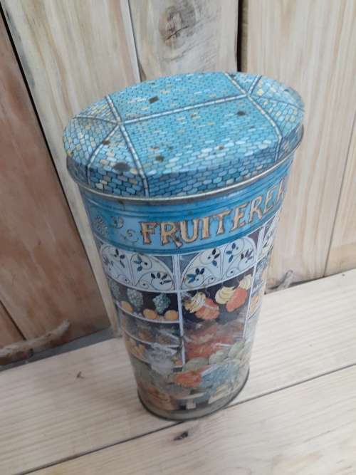 Collectible Tin - Mega, Fruiterer