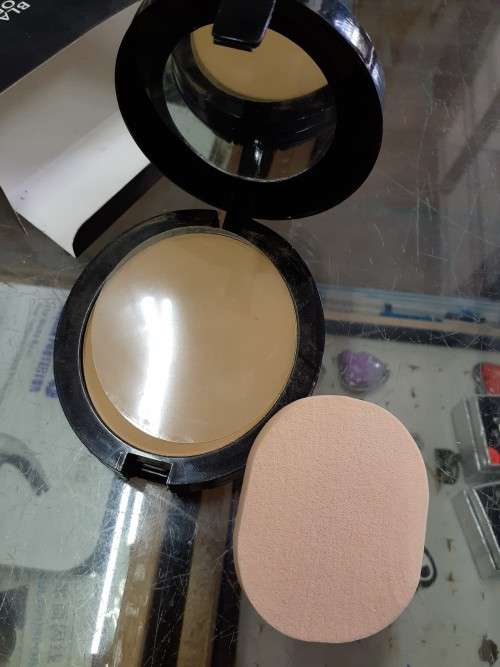 CLEARANCE - Black Opal Lightful Powder Compact 39g
