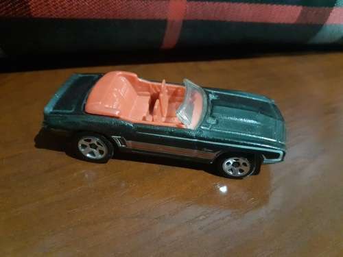 Hot Wheels `69 Camaro convertible