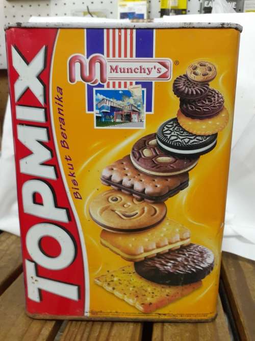 Collectible Tin - Munchy`s Topmix Assorted Biscuits