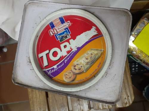 Collectible Tin - Munchy`s Topmix Assorted Biscuits