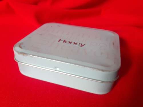 Collectible Tin - Honey Powder Blue