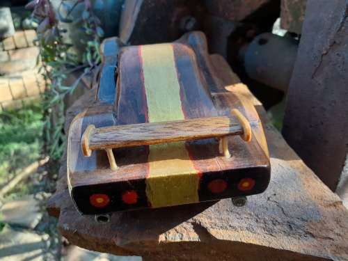 Hand carved Wooden Car - Porsche 917
