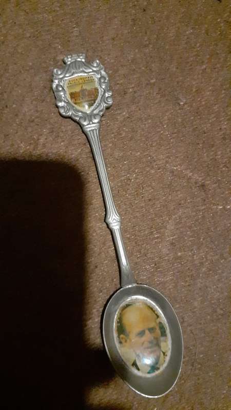 Souvenir Spoon - Buckingham Palace, London