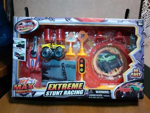 Extreme Stunt Racing Monster Truck Playset Asst