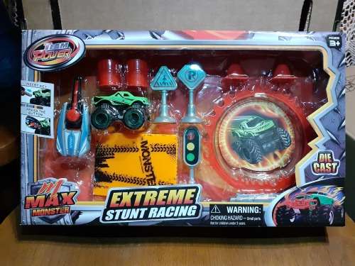 Extreme Stunt Racing Monster Truck Playset Asst