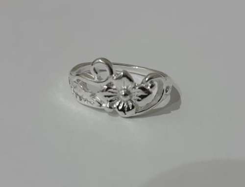 Silver Fashion Ring - Flower