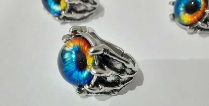 Silver Fashion Glow in Dark Eye Ring