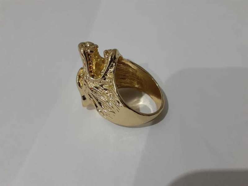 Gold Fashion Wolf Ring