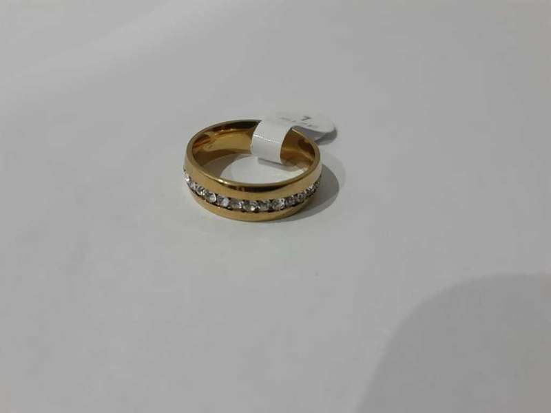 Diamante Fashion Ring - Gold