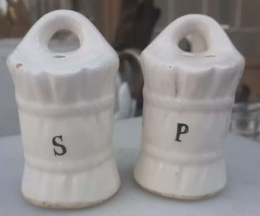 Vintage Ceramic Hay Bale Salt/Pepper Shaker Set