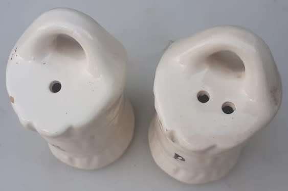 Vintage Ceramic Hay Bale Salt/Pepper Shaker Set