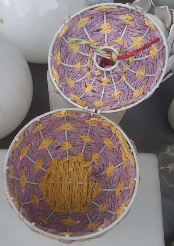 Wire-frame Woven Apple Basket Storage Container, Trinket Holder