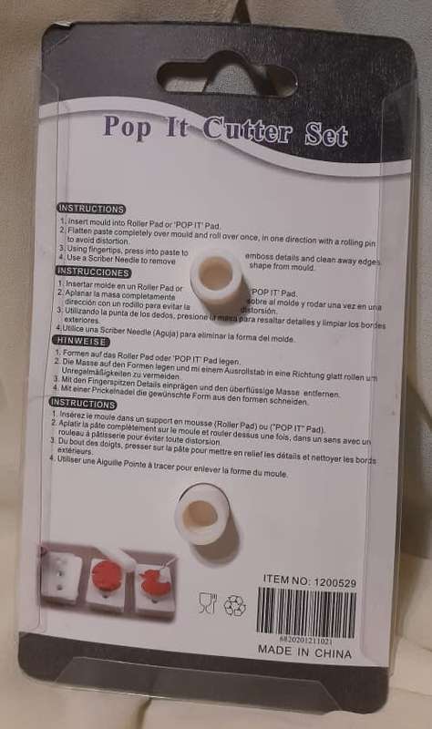 Pop It Plunger Cutter Set - Praying Hands