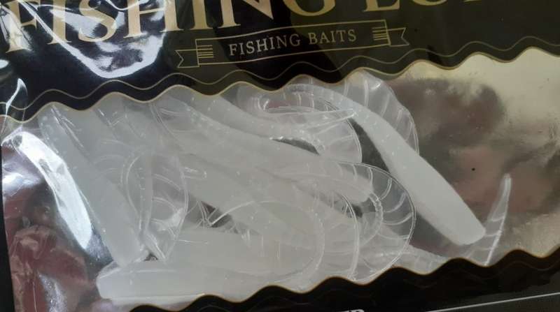 Soft Plastic Fishing Lures Skirt Tail 10pc Glow in the Dark