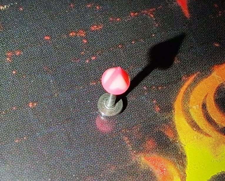 Cone Piercing Stud - Pink Hearts