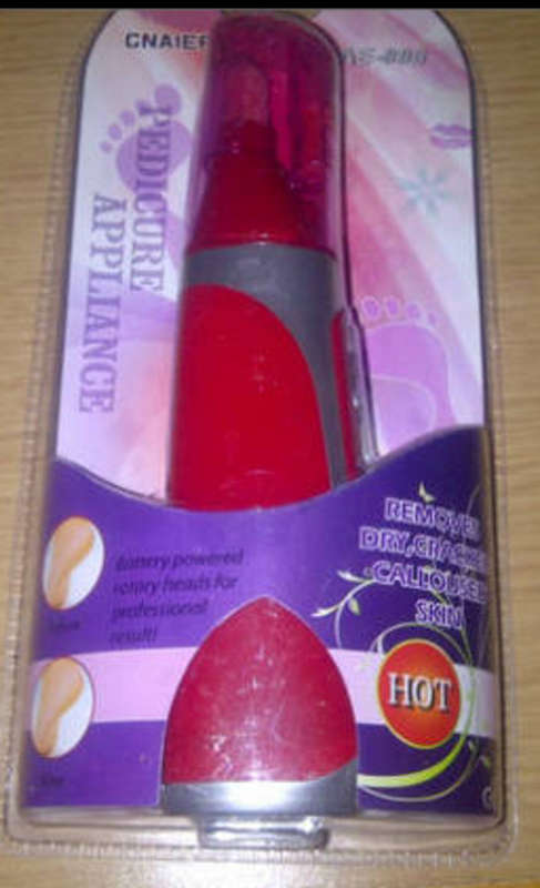 PEDICURE APPLIANCE, REMOVES DRY CRACKED CALLOUSED SKIN