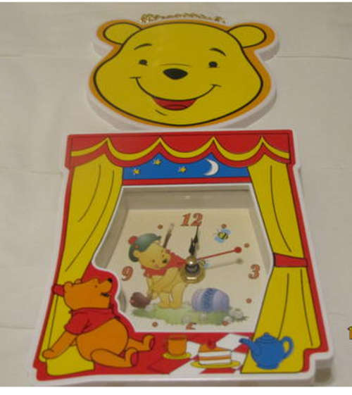 WINNIE THE POOH HANGING CLOCK WITH PHOTO FRAME
