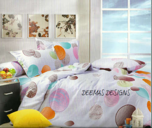 6 PIECE QUEEN SIZE COTTON FEEL DUVET COVER SET A MUST HAVE