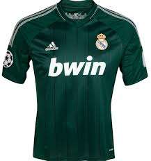 Real Madrid Alternate kit 2012/2013 *medium* OZIL