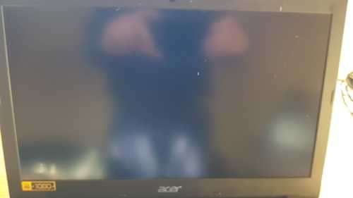 ACER ASPIRE E5-575G-5527 **SECOND HAND**