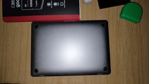 MACBOOK AIR 2020 * SECONDHAND*