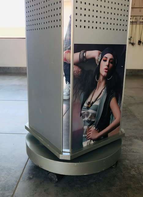 Rotating Jewellery Stand
