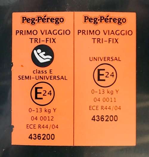 Peg Perego Primo Viaggio Tri-Fix car seat and base