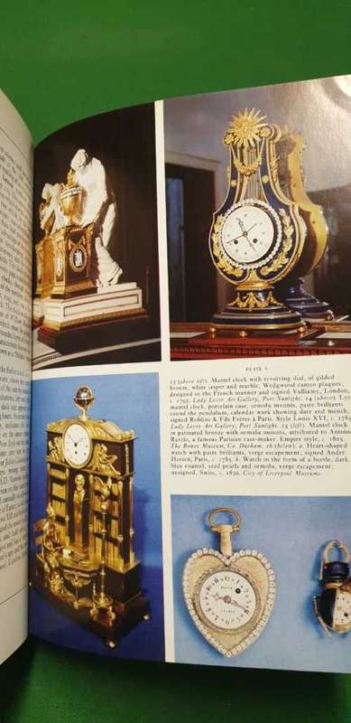 Clocks and Watches. (The Connoisseur illustrated guides)  Alan Smith.