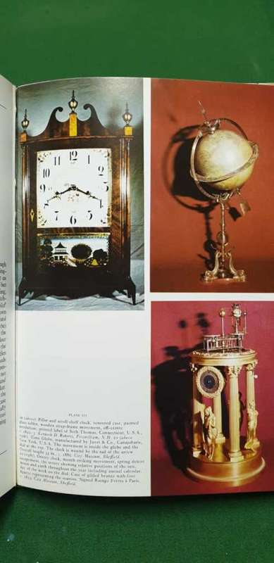 Clocks and Watches. (The Connoisseur illustrated guides)  Alan Smith.