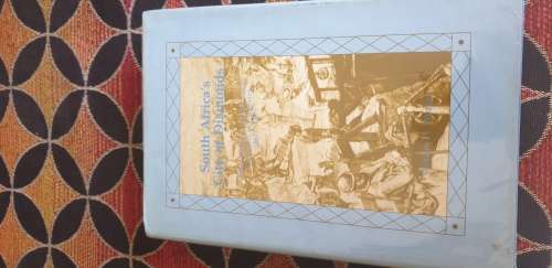 South Africa`s City of Diamonds. Mineworkers and Monopoly Capitalism in Kimberley, William Worger.